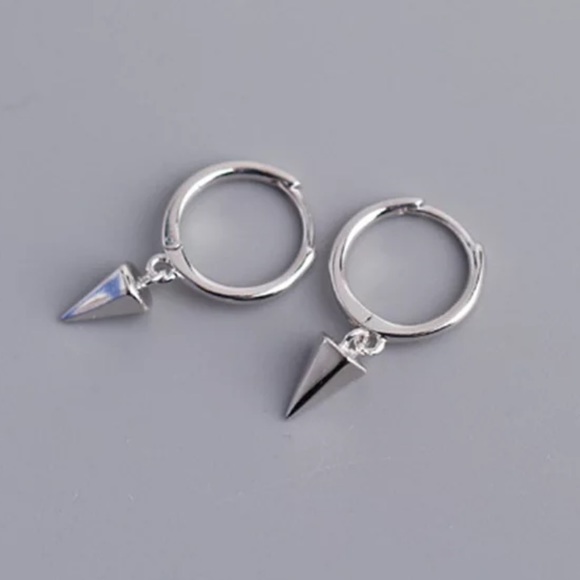 🤍Sterling Silver hexagon conical hoop earrings - Picture 2 of 4